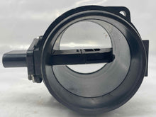 Load image into Gallery viewer, Mass Air Flow Sensor Meter MAF Audi A4 05 06 07 08 - NW4704