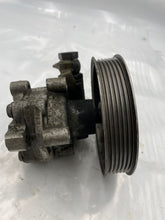 Load image into Gallery viewer, POWER STEERING PUMP Audi A4 2005 05 2006 06 2007 07 2008 08 2009 09 2.0L - NW162997