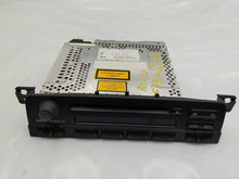 Load image into Gallery viewer, RADIO 320i 325ci 325i 330ci 330i 330xi M3 01 02 03 04 05 06 - NW136303