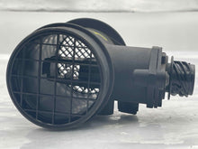Load image into Gallery viewer, Mass Air Flow Sensor Meter MAF 318i 318ic 318ti 750il Z3 95-01 - NW4884