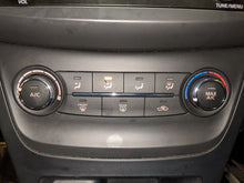 Load image into Gallery viewer, Temperature Controls Nissan Sentra 2017 - NW100289
