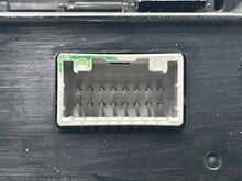 Load image into Gallery viewer, Temperature Controls Nissan Sentra 2017 - NW100289