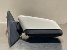 Load image into Gallery viewer, Side View Mirror BMW 530i 525i 540i 528i 1999 99 2000 00 01 02 03 Right - NW51879