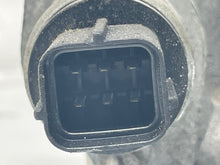 Load image into Gallery viewer, THROTTLE BODY Forester Impreza 2000 00 2001 01 2002 02 - NW178543