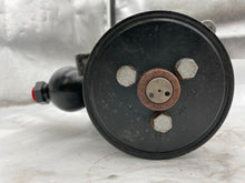 Load image into Gallery viewer, Power Steering Pump BMW 760LI 2005 - NW163208