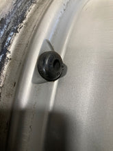 Load image into Gallery viewer, WHEEL Bmw 320i 323i 328i 99 - 05 15" Alloy 10 Spoke - NW197661