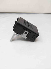 Load image into Gallery viewer, SUSPENSION CONTROL MODULE COMPUTER Rav4 2006 06 2007 07 - NW38470
