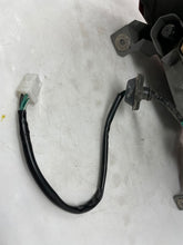 Load image into Gallery viewer, OUTER TAIL LIGHT LAMP Subaru Legacy 2005 05 2006 06 2007 07 Left - NW182208