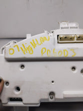 Load image into Gallery viewer, SPEEDOMETER CLUSTER Toyota Highlander 2006 06 2007 07 - NW162058