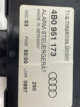 Load image into Gallery viewer, THEFT LOCKING MODULE Audi A4 A6 S4 S6 98 99 00 01 - 03 - NW28259