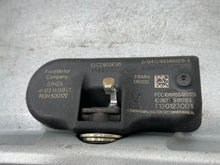 Load image into Gallery viewer, Wheel Rim Jaguar XK 2010 - NW199573
