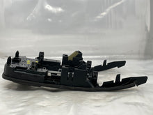 Load image into Gallery viewer, RADIO Audi A4 A5 Q5 S4 SQ5 09 10 11 12 13 14 - NW136154