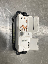 Load image into Gallery viewer, Temp Climate AC Heater Control Armada QX56 2004 04 2005 05 06 07 Rear - NW100168