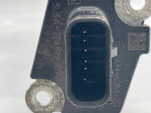 Load image into Gallery viewer, Mass Air Flow Sensor Meter MAF Crown Victoria E150 Van E250 04-14 - NW5272