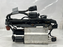 Load image into Gallery viewer, ECU ECM COMPUTER X5 750i 545i 745i 02 03 04 05 06 - 10 - NW59359