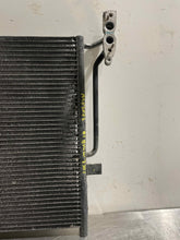 Load image into Gallery viewer, AC CONDENSER 320i 325i 330i 328i M3 99 00 01 - 05 06 - NW43619