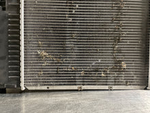 Load image into Gallery viewer, RADIATOR 320i 323i 325i 328i 1992 92 - 99 - NW131961