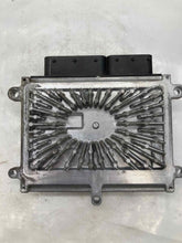 Load image into Gallery viewer, ECU ECM COMPUTER Volvo V40 S40 C30 2007 07 2008 08 2009 09 2010 10 - NW63086