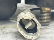 Load image into Gallery viewer, POWER STEERING PUMP Impreza 1999 99 2000 00 2001 01 - NW164071