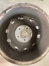 Load image into Gallery viewer, WHEEL Jaguar XJ8 98 99 00 01 02 03 16x7 alloy - NW199462