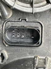 Load image into Gallery viewer, HEADLIGHT LAMP ASSEMBLY Jaguar X Type 02 03 04 05 06 07 08 Right - NW102993