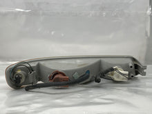 Load image into Gallery viewer, PARKLAMP Sierra 1500 3500 2500 Yukon 1999 99 00 01 02 03 04 05 06 07 Left - NW81552