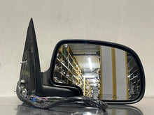 Load image into Gallery viewer, SIDE VIEW MIRROR Yukon Sierra Tahoe 20003 03 2004 04 2005 05 2006 06 Right - NW51026