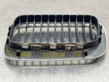 Load image into Gallery viewer, Grille BMW 323I 1999 - NW98061