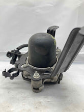 Load image into Gallery viewer, AIR INJECTION PUMP Cadillac SRX Saab 9-3 06 07 08 09 10 11 - NW8268