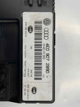 Load image into Gallery viewer, Computer AUDI A8 2007 - NW28549