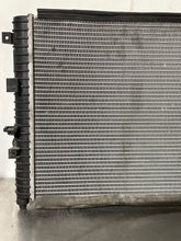 Load image into Gallery viewer, RADIATOR Discovery 2000 00 2001 01 2002 02 2003 03 04 - NW132509
