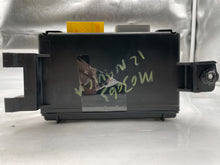 Load image into Gallery viewer, DOOR CONTROL MODULE COMPUTER Lincoln Navigator 2007-2014 - NW27712