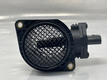 Load image into Gallery viewer, Mass Air Flow Sensor Meter MAF A4 TT Beetle Golf Golf Cabriolet 00-07 - NW4709