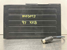 Load image into Gallery viewer, CD Changer Xj12 XK8 XJS XJ6 1995 95 1996 96 97 98 - NW438975