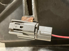 Load image into Gallery viewer, RADIATOR FAN ASSEMBLY MDX Pilot 2001 01 2002 02 03 04 - NW64108