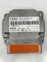 Load image into Gallery viewer, Air Bag computer Audi S4 A4 RS4 2005 05 2006 06 2007 07 - NW28359