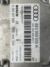 Load image into Gallery viewer, Air Bag computer Audi S4 A4 RS4 2005 05 2006 06 2007 07 - NW28359