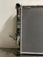 Load image into Gallery viewer, RADIATOR GL350 ML550 R320 R350 2009 09 2010 10 2011 11 12 13 - NW132462