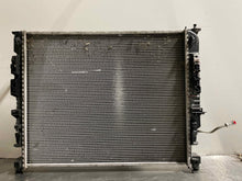 Load image into Gallery viewer, RADIATOR GL350 ML550 R320 R350 2009 09 2010 10 2011 11 12 13 - NW132462