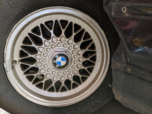 Load image into Gallery viewer, WHEEL Bmw 525i 530i 740i 750i 87 - 95 15" Alloy - NW197887