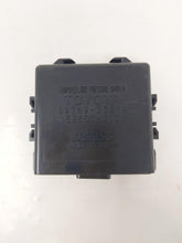 Load image into Gallery viewer, SUSPENSION CONTROL MODULE COMPUTER Toyota Camry 2007 07 - NW38147