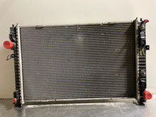 Load image into Gallery viewer, RADIATOR Ford Fusion Mercury Milan Zephyr 06 07 08 09 AT - NW131797