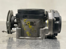 Load image into Gallery viewer, THROTTLE BODY Audi A4 A6 Passat 00 01 02 2.8L Auto - NW177712