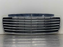 Load image into Gallery viewer, GRILL Mercedes E300D E320 E55 1996 96 1997 97 98 99 - NW98519