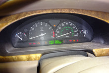 Load image into Gallery viewer, SPEEDOMETER CLUSTER 2000 00 2001 01 - NW160540