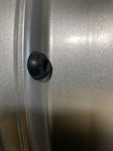 Load image into Gallery viewer, WHEEL Jaguar S Type 00 01 02 03 16x7.5 5 Spoke - NW199363