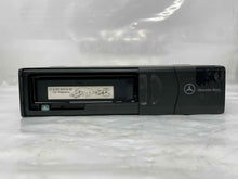 Load image into Gallery viewer, CD CHANGER ML320 ML 350 ML 500 ML55 2002 02 03 04 05 - NW138930