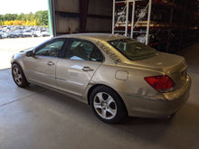 Load image into Gallery viewer, CARRIER ASSEMBLY Acura RL 2005 05 2006 06 Rear - NW45925
