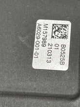 Load image into Gallery viewer, RADIATOR FAN ASSEMBLY Nissan Pathfinder 13 14 15 16 17 - NW63879