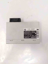 Load image into Gallery viewer, THEFT LOCKING MODULE COMPUTER 528i 535i 550i X5 X5M X6M 07-14 - NW29745